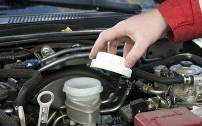 Land Rover Brake Fluid Level Inspection