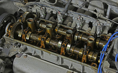 Audi Valve Cover Oil Leak Inspection